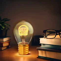 Lampadina faccina LED decorativa e ricaricabile